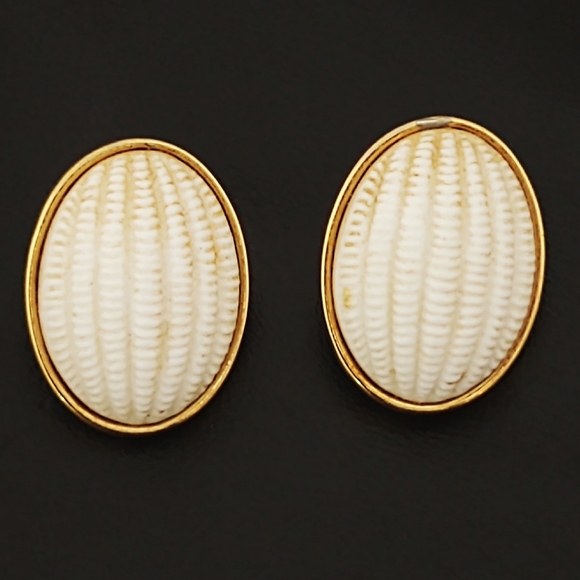 Monet Jewelry - Vintage Monet Gold and Ivory Oval Earrings
